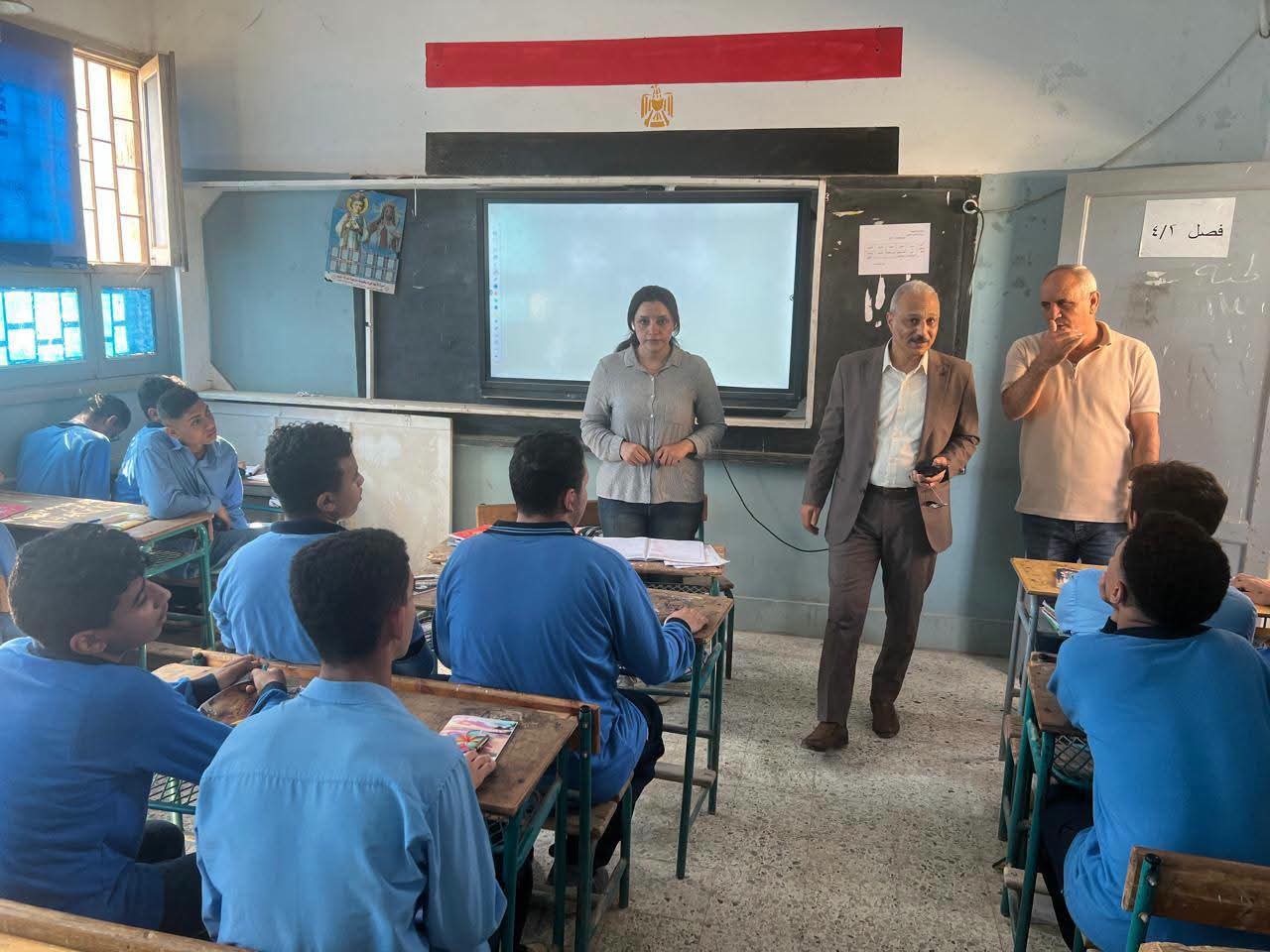 وكيل تعليم المنيا يواصل جولاته المفاجئة لمتابعة انتظام الدراسة والانضباط داخل 7 مدارس