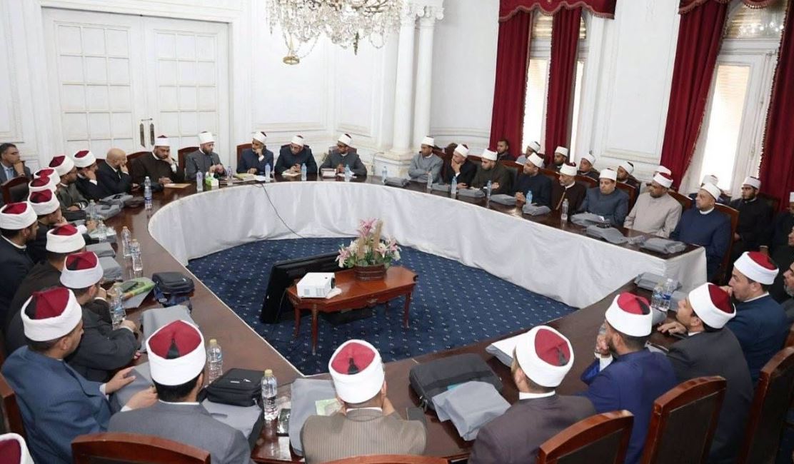 وزير الأوقاف يكرّم الفائزين بدوري النجباء ويشدد على أهمية التحصيل العلمي