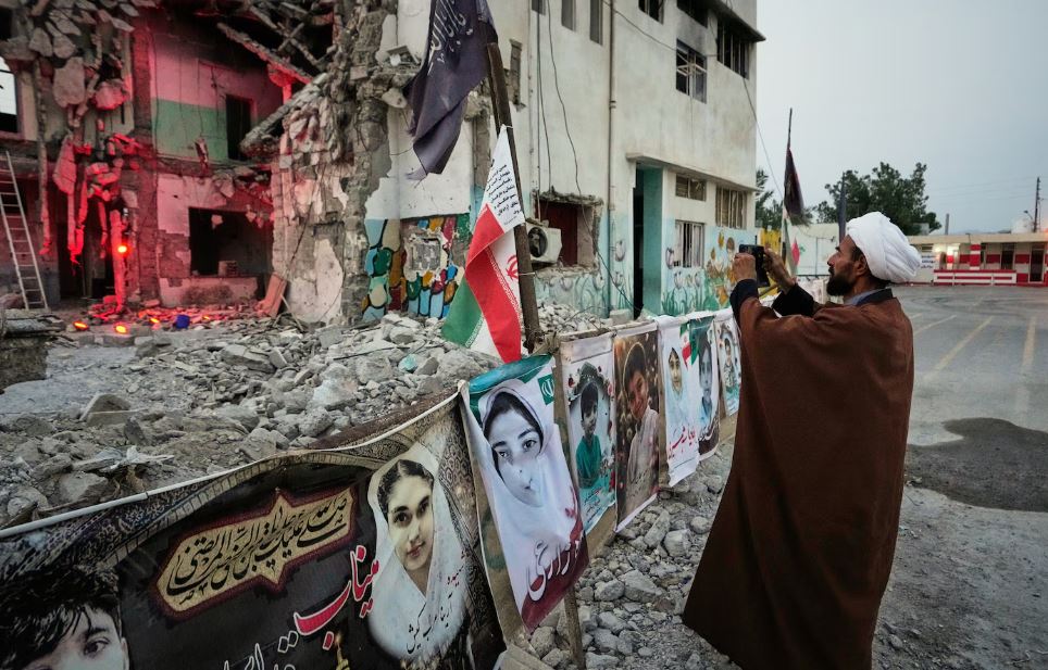 تقرير أممي يكشف عن جرائم حرب محتملة ارتكبتها أمريكا في إيران