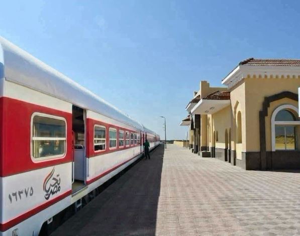 قواعد جديدة لدخول أرصفة محطات السكك الحديدية مع غرامة للمخالفين