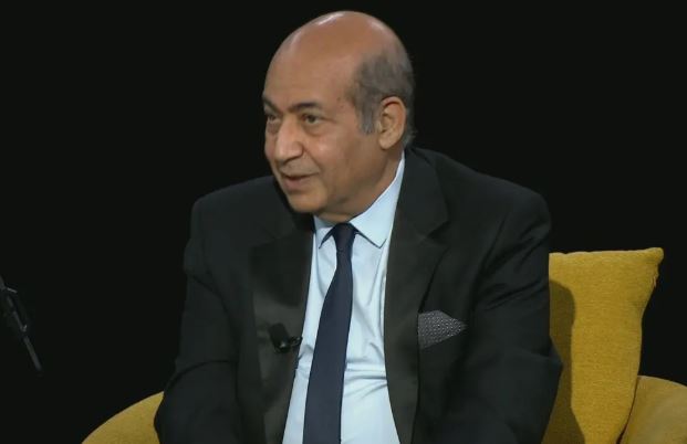 طارق الشناوي: الذكاء الاصطناعي أداة مساعدة لا بديل عن الإبداع الفني